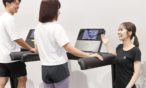 スタッフによるサポート風景